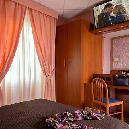 In Vale&hillary Colosseo 3*