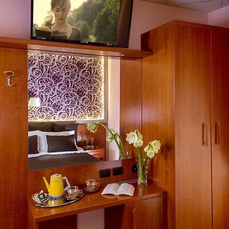 In Vale&hillary Colosseo Nocleg ze śniadaniem