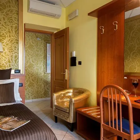 In Vale&hillary Colosseo Nocleg ze śniadaniem 3*