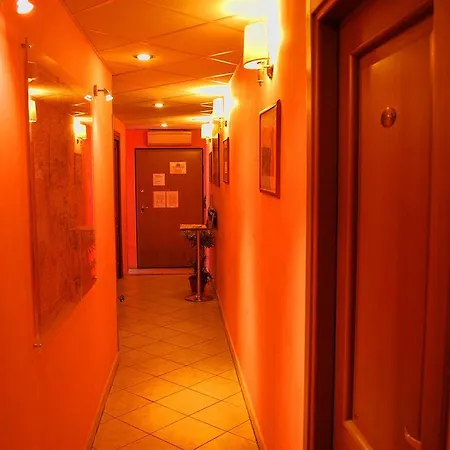 In Vale&hillary Colosseo Nocleg ze śniadaniem 3*