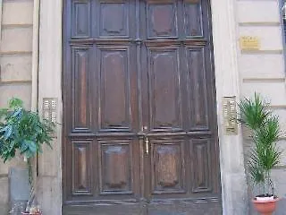 In Vale&hillary Colosseo