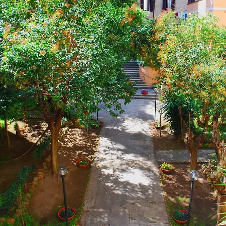 In Vale&hillary Colosseo