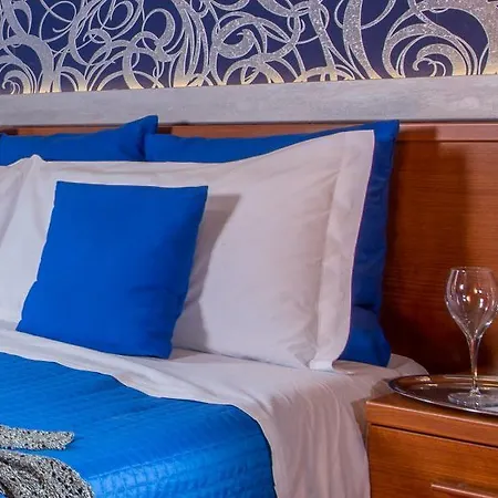 In Vale&hillary Colosseo Bed & Breakfast 3*